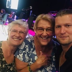 Meet your Posher, Jan dee